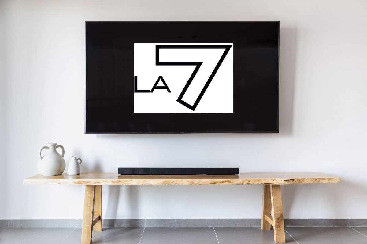 Televisione e logo LA7